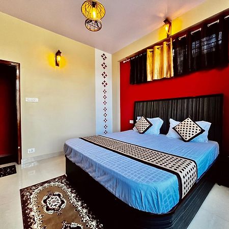 Puri'S Bnb Шимла Екстериор снимка