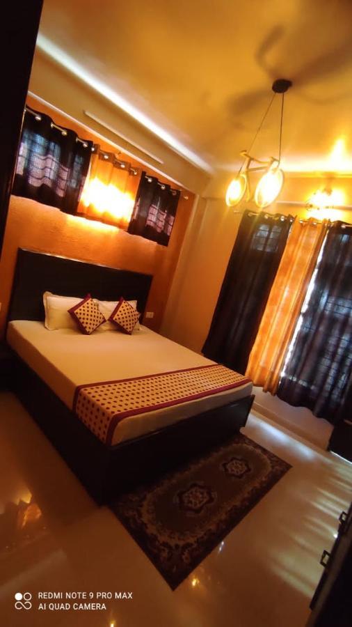 Puri'S Bnb Шимла Екстериор снимка