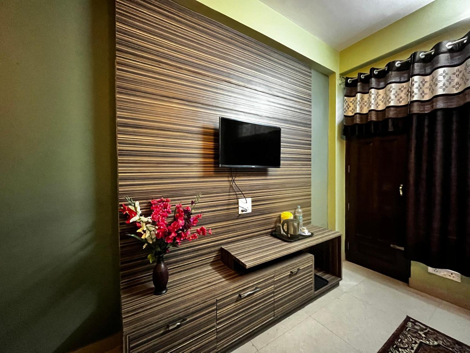 Puri'S Bnb Шимла Екстериор снимка