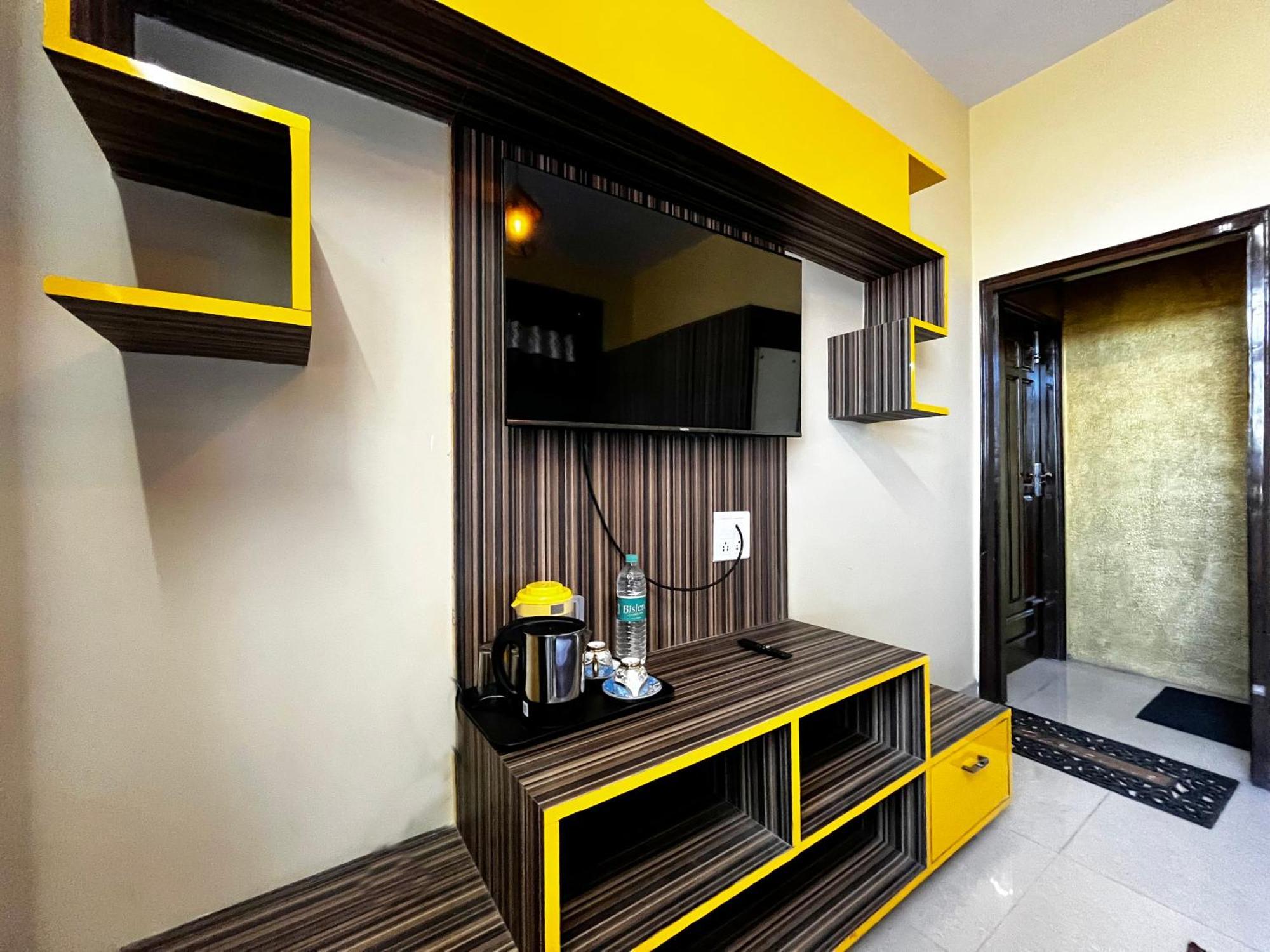 Puri'S Bnb Шимла Екстериор снимка