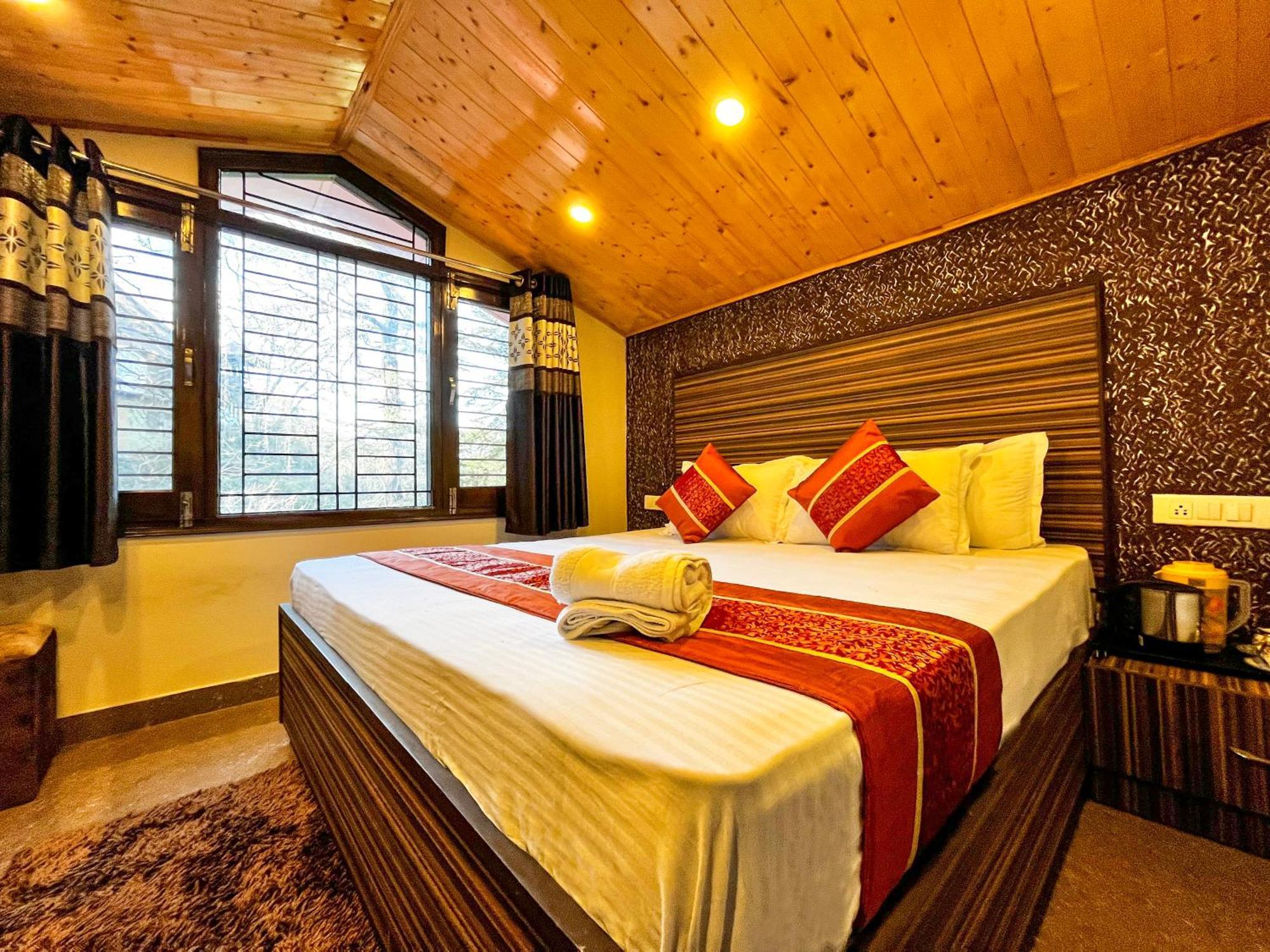 Puri'S Bnb Шимла Екстериор снимка